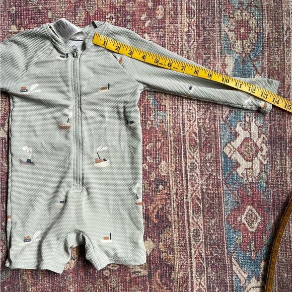 H&M 12-18 month Kids One Piece swimsuit rashguard in Green with Boat Pattern - Picture 3 of 9